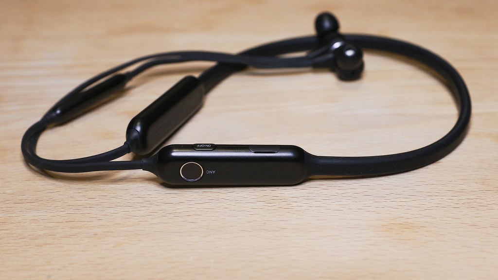 Linner NC50 Noise-Cancellation In-Ear Headphones. — related to ur0 near me