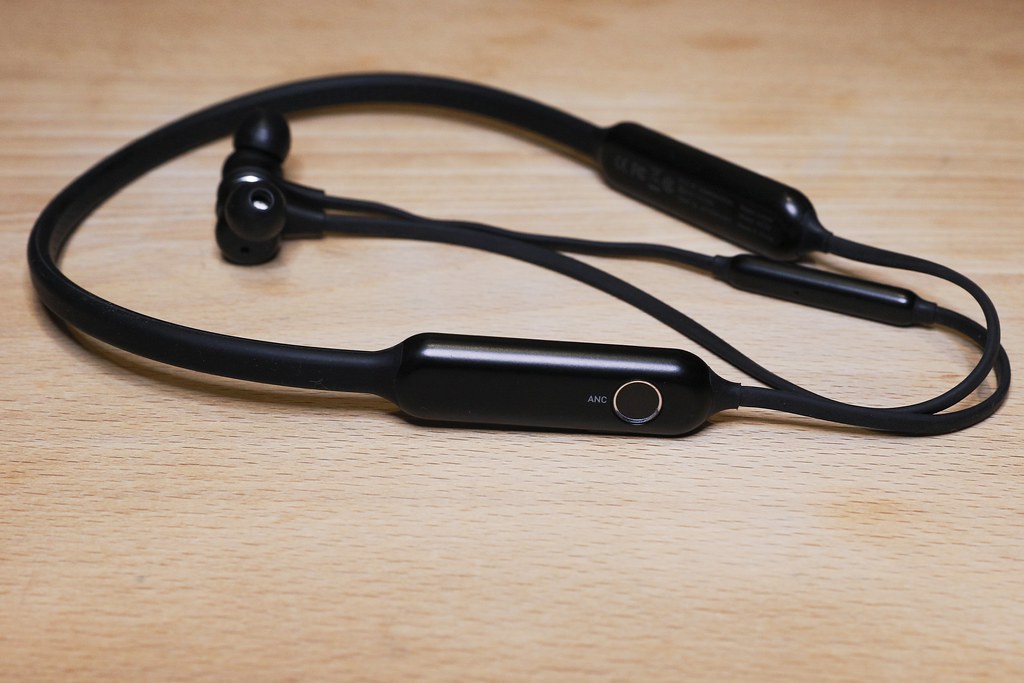Linner NC50 Noise-Cancellation In-Ear Headphones. — related to ur0 cost